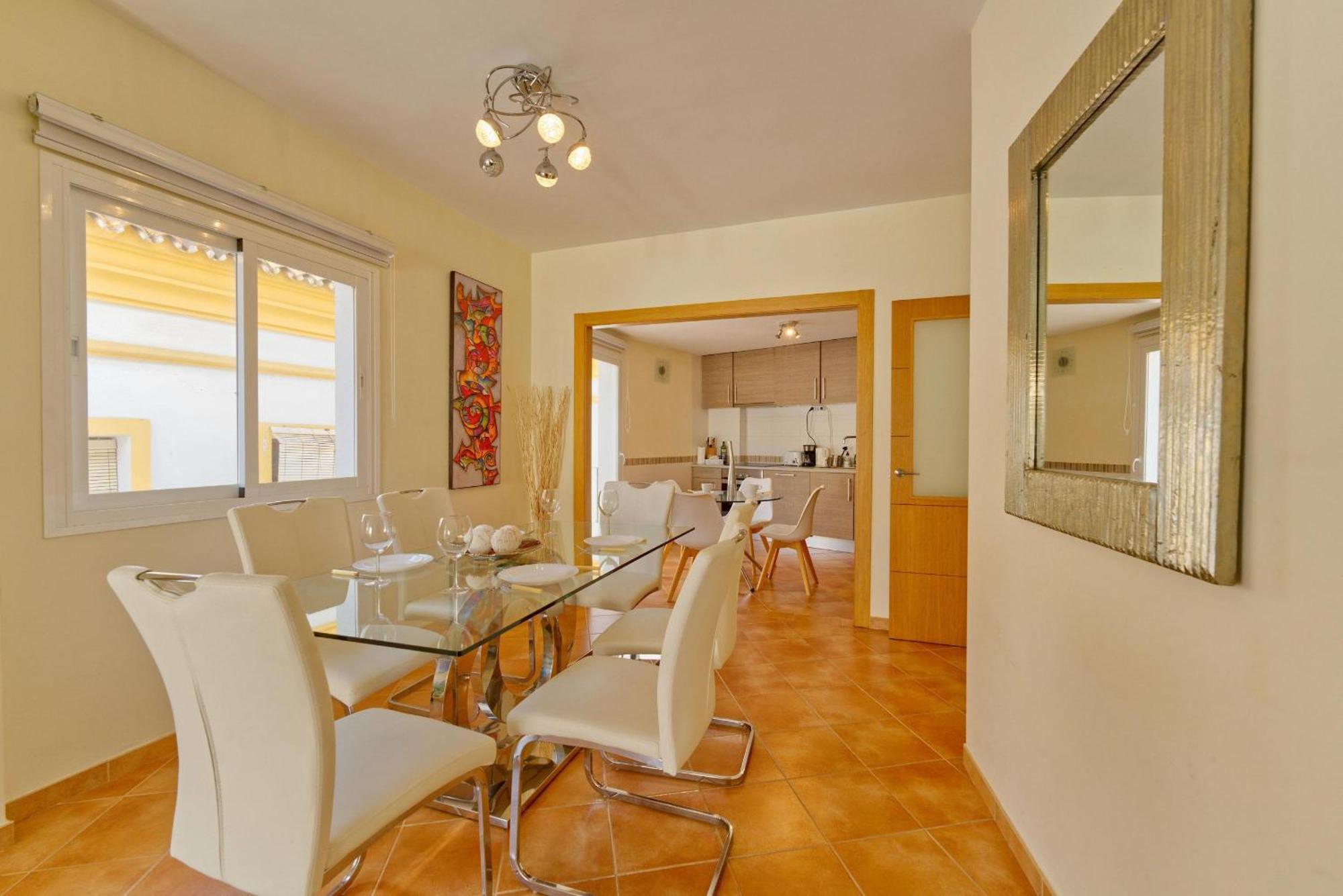 1091 Old Town Apartment